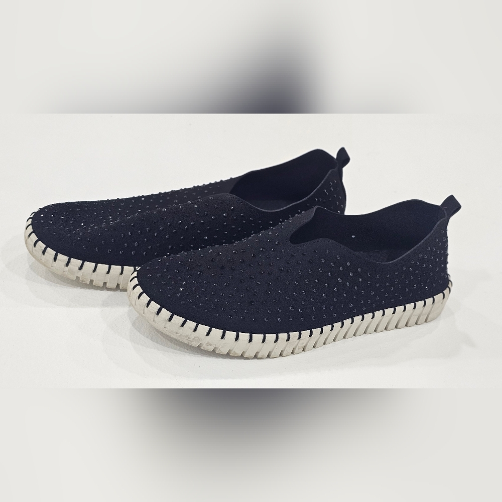 Skechers Slip-Ins Classic Black Rhinestone Comfort Slip-On Walking Shoes Women’s
